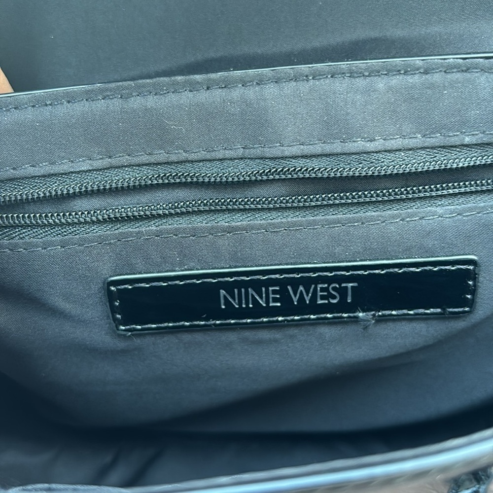 ⭐️Nine West Black Patten Bag - Picture 7 of 8